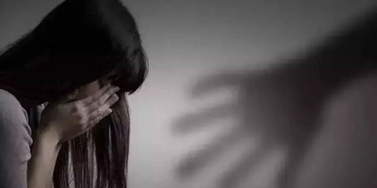 பொள்ளாச்சியில் 14 வயது சிறுமியை பாலியல் வன்கொடுமை செய்த தொழிலாளிக்கு 9 ஆண்டுகள் சிறை தண்டனை