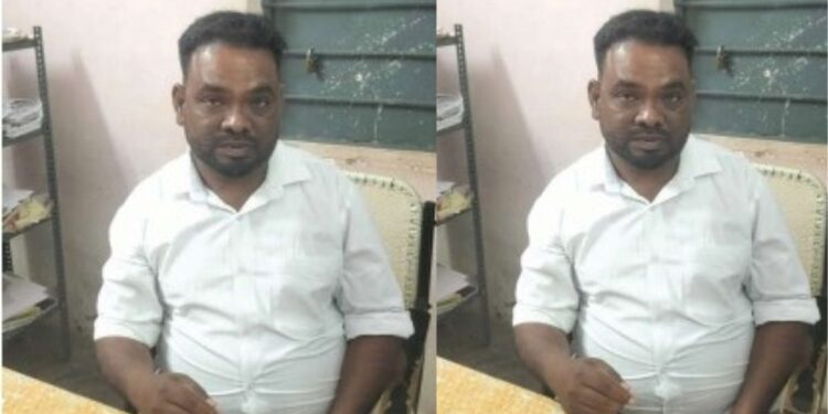 வாரிசு சான்றிதழ் வழங்க லஞ்சம் துறையூர் கிராம நிர்வாக அலுவலர் கையும் களவுமாக சிக்கினார்!