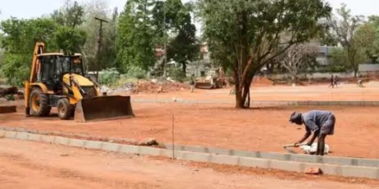 ரேஸ்கோர்ஸ் வாகன நெரிசலுக்கு விடிவுகாலம் ‘பார்க்கிங்’ வசதி ஏற்படுத்த மாநகராட்சி அதிரடி நடவடிக்கை