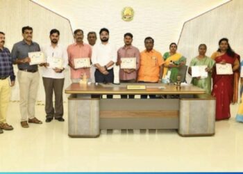 மாநில அளவிலான திருக்குறள் மாநாட்டிற்குத் தேர்வு ஆட்சியர் ரஞ்ஜீத்சிங் பாராட்டு!