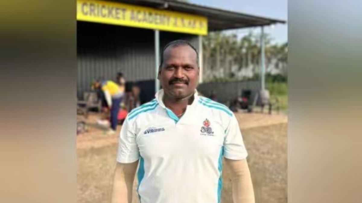 கோவை மாவட்ட கிரிக்கெட் சங்க நாக்-அவுட் போட்டி கோயம்புத்தூர் அவெஞ்சர்ஸ் மற்றும் எஸ்.வி.ஆர். அணிகள் அபார வெற்றி.