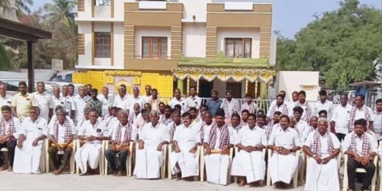 எஃகு கோட்டையாய் உயரும் அதிமுக… மாற்றுக்கட்சியினர் படையெடுப்பால் காவேரிப்பட்டணத்தில் கே.பி.முனுசாமி முன்னிலையில் அரசியல் அதிரடி!