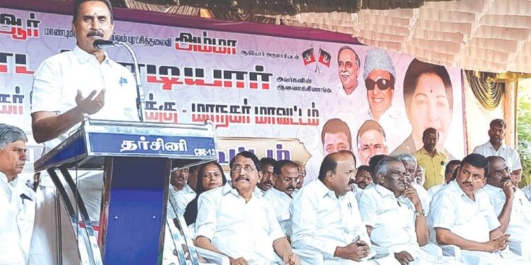 திமுக ஒருமுறை வென்றால் அடுத்த முறை படுதோல்வி அடைவதே வரலாறு எஸ்.பி.வேலுமணி ஆவேச உரை!