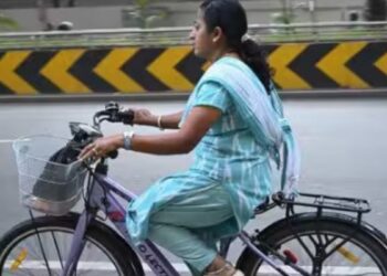 போக்குவரத்து நெரிசலுக்கு முற்றுப்புள்ளி வைக்கும் பேட்டரி சைக்கிள்களின் புதிய புரட்சி