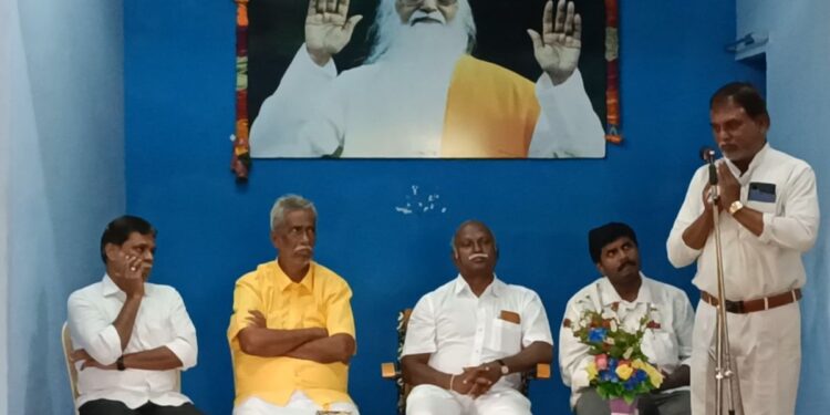 வத்தலகுண்டு அறிவுத் திருக்கோயிலில் புத்தாண்டுச் சிறப்பு வழிபாடு இளைஞர்களுக்கு காயகல்பப் பயிற்சி அறிவிப்பு.