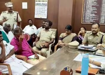 ஆர்.டி. மலையில் 64-வது ஆண்டு ஜல்லிக்கட்டுப் போட்டி குளித்தலை சப்-கலெக்டர் தலைமையில் அதிகாரிகள் ஆலோசனை!