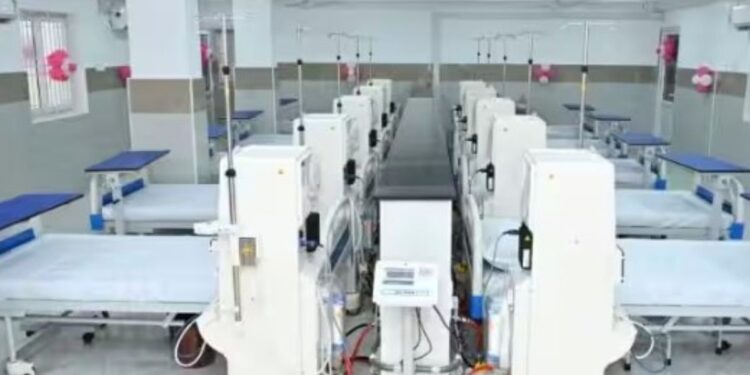 கோவையில் ஏழை எளிய மக்களுக்காக அதிநவீன டயாலிசிஸ் மையம் மருத்துவச் செலவை மிச்சப்படுத்த அரிய வாய்ப்பு