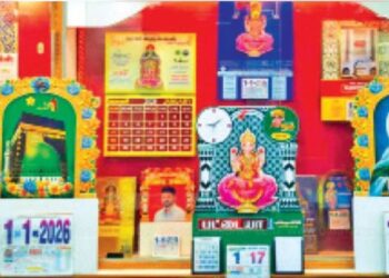 சிவகாசியில் களைகட்டிய காலண்டர் வர்த்தகம் 450 கோடி ரூபாயைத் தாண்டிய விற்பனையால் உற்பத்தியாளர்கள் உற்சாகம்!