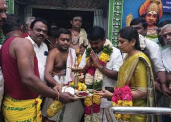 விராலிமலை மெய் கண்ணுடையாள் கோவில் பொங்கல் திருவிழா: 7,000 பெண்கள் பங்கேற்ற மெகா திருவிளக்கு பூஜையைத் தொடங்கி வைத்தார் சி.விஜயபாஸ்கர்