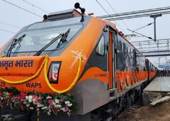 மேற்குவங்கத்தை தமிழகத்துடன் இணைக்கும் புதிய ‘அமிர்த் பாரத்’ ரயில்கள்: நாகர்கோவில் மற்றும் திருச்சிக்கு நேரடி சேவை தொடக்கம்