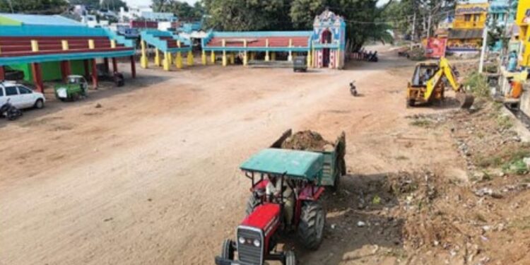 பாலமேடு ஜல்லிக்கட்டு 2026 மஞ்சமலை ஆற்றுத் திடலில் வாடிவாசல் பணிகள் தீவிரம்