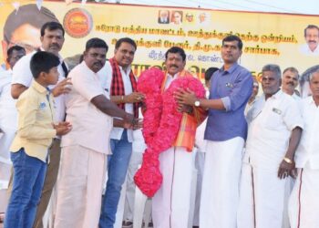 “திராவிடத் திருவிழாவாக மாறிய செம்பாவல்லம்”: முன்னாள் அமைச்சர் தோப்பு வெங்கடாசலத்திற்கு எழுச்சிமிகு வரவேற்பு!