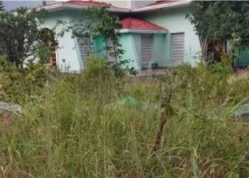 பென்னிகுவிக் மணிமண்டபத்தில் அடிப்படை வசதிகள் இன்றி சுற்றுலா பயணிகள் அவதி