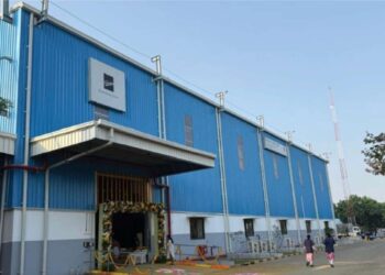 “நூறாண்டுப் பெருமையும் நவீனப் பாய்ச்சலும்”: கோவையில் சூரியசக்தியில் இயங்கும் புதிய தொழிற்சாலை