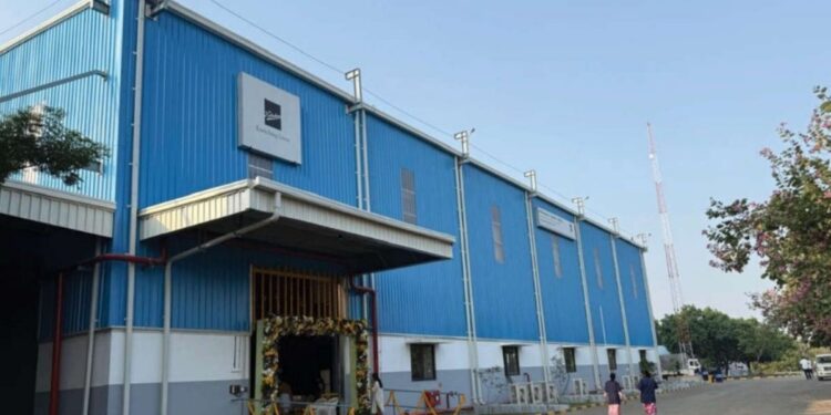 “நூறாண்டுப் பெருமையும் நவீனப் பாய்ச்சலும்”: கோவையில் சூரியசக்தியில் இயங்கும் புதிய தொழிற்சாலை