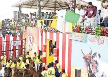 சூரியூர் ஜல்லிக்கட்டில் சீறிப்பாய்ந்த 850 காளைகள் – அமைச்சர் அன்பில் மகேஷ் சார்பில் கார் பரிசு