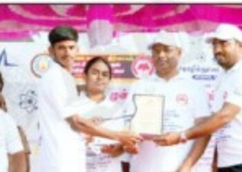 “அறிவியல் திருவிழாவிற்கு அடித்தளமிட்ட மாரத்தான்”: அரசு கல்லூரி மாணவர் மணிகண்டன் சாதனை!