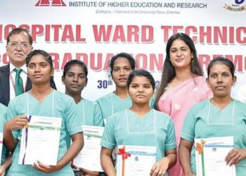 பிஞ்சுயிர்களைக் காக்கும் பெரும் பணி… ஸ்ரீராமச்சந்திரா மருத்துவப் பல்கலைக்கழகத்தில் பச்சிளம் குழந்தைகள் நல பணியாளர்களுக்குப் பட்டமளிப்பு!