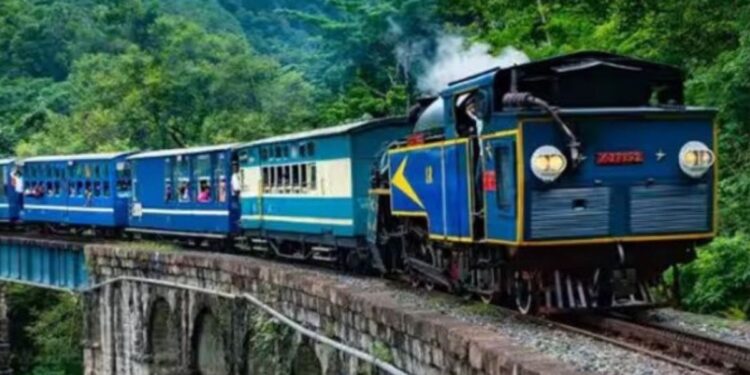 உப்பாறு அணையில் இருந்து பாசனத்திற்காக தண்ணீர் திறப்பு