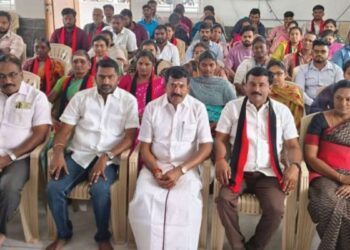 ஈரோட்டில் தோப்பு வெங்கடாச்சலம் முன்னிலையில் பாஜக நிர்வாகிகள் இளைஞர்கள் திமுகவில் இணைவு!