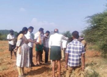 குச்சனூரில் நவீன மின் மயானம்  60 சென்ட் நிலத்தை அளவீடு செய்யும் பணியில் வருவாய்த் துறையினர் தீவிரம்!