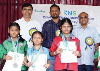 ஈரோடு கொங்கு நேஷனல் மெட்ரிக் பள்ளியில் கோலாகலமான விளையாட்டு விழா: ஒலிம்பிக் ஜோதி ஏற்றி உறுதிமொழி