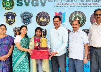 69-வது தேசிய அளவிலான சதுரங்கப் போட்டியில் எஸ்விஜிவி பள்ளி மாணவி பிரகன்யாவுக்குப் பிரம்மாண்ட பாராட்டு.