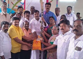 துறையூரில் புதிய ரேஷன் கடையைத் திறந்து வைத்து பொங்கல் ரொக்கப்பணத்தை வழங்கினார் எம்எல்ஏ!