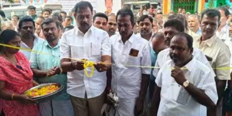 அய்யம்பாளையம் பகுதியில் குடிநீர் விநியோகம் மற்றும் அங்கன்வாடி மையத்தை எம்.எல்.ஏ. செந்தில்குமார் திறந்து வைத்தார்!