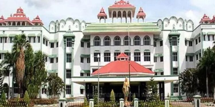 கொடைக்கானல் வன ஆக்கிரமிப்புத் தாவரங்கள் அகற்றும் அரசாணைக்கு இடைக்காலத் தடை