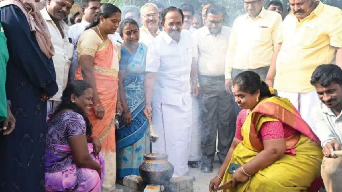 குமரகிரி ஏரி பூங்காவைத் திறந்து வைத்தார் அமைச்சர் இரா.ராஜேந்திரன்