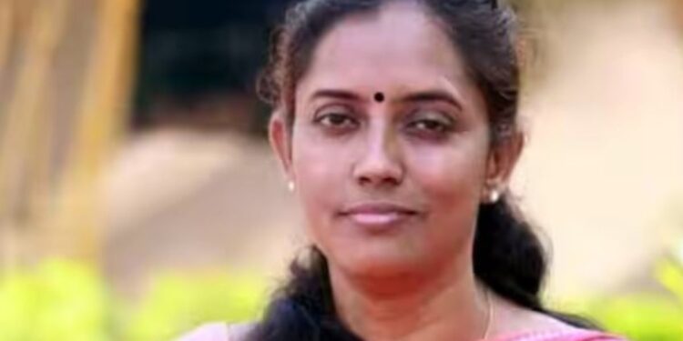 “சுயநலத்தால் அழியும் தமிழக காங்கிரஸ்” எம்.பி. ஜோதிமணியின் அதிரடி புகாரால் பரபரப்பு – தீர்வு கண்டுள்ளதாக செல்வப்பெருந்தகை பதில்