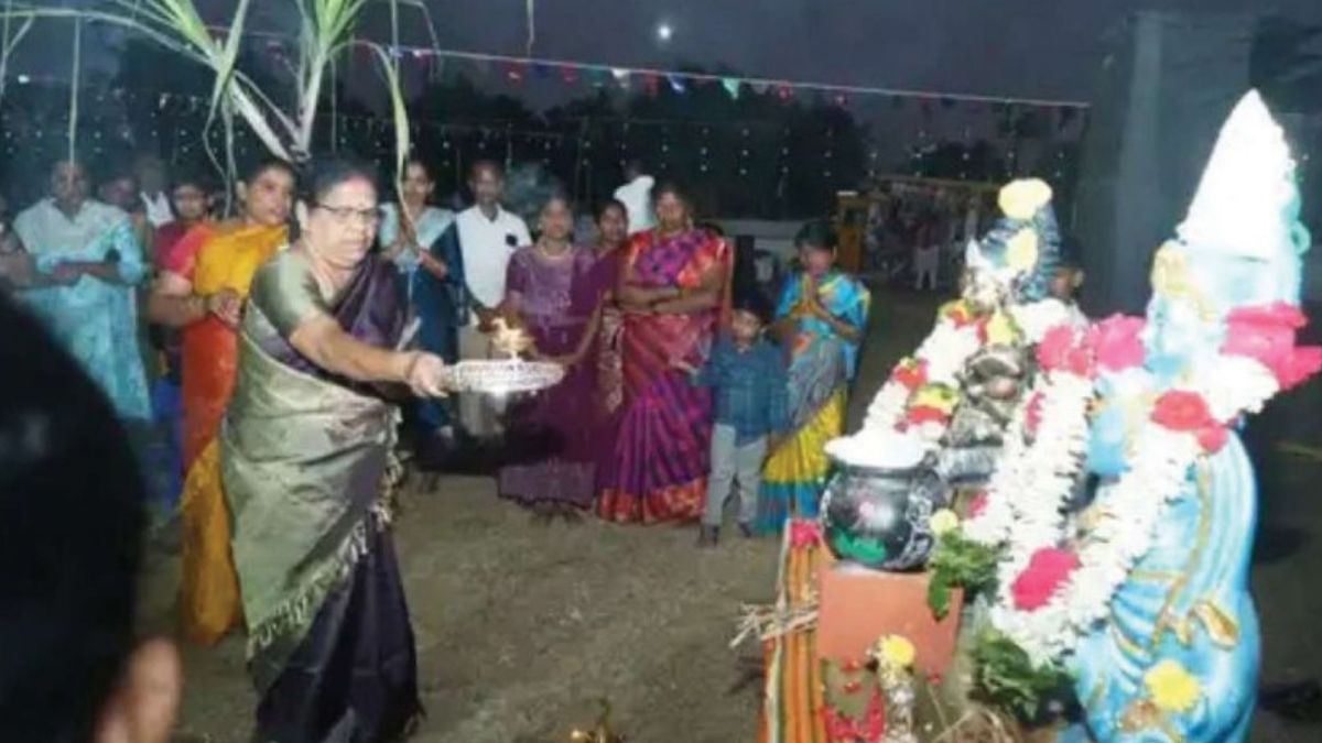 ஸ்பிரிங்டேல் பள்ளியில் உன்னதமான ‘நிலாச்சோறு’ திருவிழா