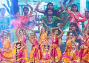 செயற்கை நுண்ணறிவு யுகத்திலும் மனிதநேயமே பிரதானம் பழநி அக்ஷயா அகாடமி ஆண்டு விழாவில் விழிப்புணர்வு!