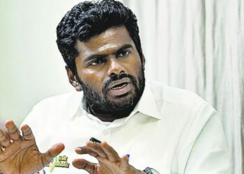 ஜல்லிக்கட்டு வீரர்கள் குறித்த முதல்வரின் அறிவிப்பு வெறும் ஏமாற்று வேலை என அண்ணாமலை காட்டம்.