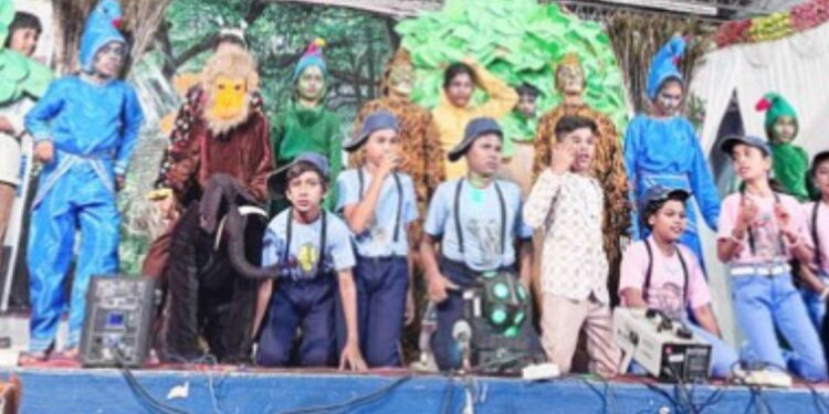 திருமங்கலம் மெப்கோ ஸ்லெங்க் பள்ளிகளின் 29-வது ஆண்டு விழா ‘தேசிய சின்னங்கள்’ பாராட்டு!