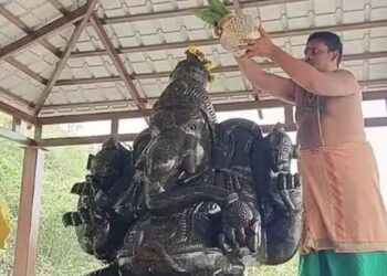 ஒட்டன்சத்திரம் குழந்தை வேலப்பர் மலைக்கோயிலில் 108 விநாயகர் சிலைகள் நிறுவும் பணி