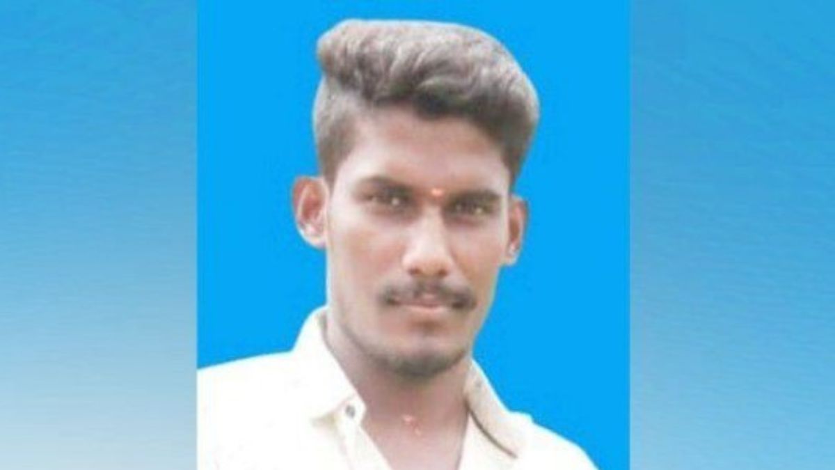 நத்தம் அருகே பைக் கட்டுப்பாட்டை இழந்து கவிழ்ந்த விபத்தில் டிப்பர் லாரி ஓட்டுநர் பரிதாப மரணம்.