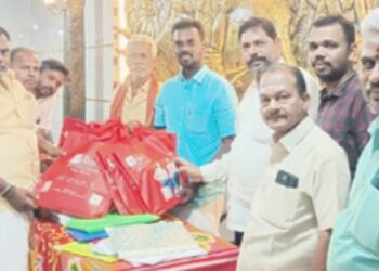 பாலமேடு ஜல்லிக்கட்டு வீரர்களுக்கு திருப்பூர் ஸ்பிக் டெக்ஸ் நிறுவனம் பரிசுத் தொகுப்புகள் வழங்கி ஆதரவு!