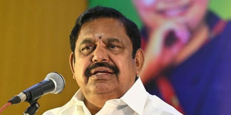 எரியும் விவசாயி… நிலைகுலையும் பாதுகாப்பு… தீயில் எரிந்தது ராஜேந்திரன் மட்டுமல்ல, தமிழகத்தின் சட்டம் ஒழுங்கும்தான் என எடப்பாடி பழனிசாமி ஆவேசம்!