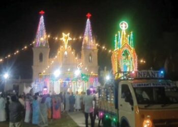 கருங்கண்ணி புனித அந்தோணியார் ஆலயத்தில் புத்தாண்டுத் தேர்பவனி: மத நல்லிணக்க விருந்துடன் திரளான பக்தர்கள் வழிபாடு