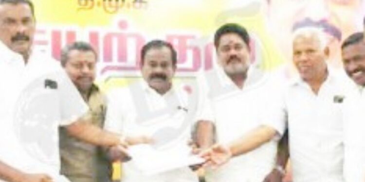 “தேர்தல் களத்தில் வெற்றி ஒன்றே இலக்கு”: தென்காசி தெற்கு மாவட்ட தி.மு.க. செயற்குழு கூட்டத்தில் ஜெயபாலன் அதிரடி முழக்கம்!