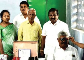 திருப்பூரில் வடக்கு தொகுதி எம்.எல்.ஏ விஜயகுமார் தலைமையில் பிரம்மாண்ட இலவச கண் சிகிச்சை முகாம்!