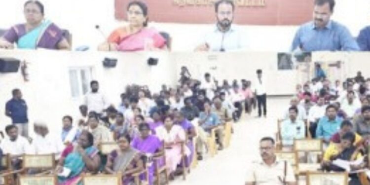 “தொற்றுநோய் இல்லா மாவட்டமே இலக்கு”: தென்காசியில் டெங்கு மற்றும் சிக்கன்குனியா தடுப்புப் பணிகளை முடுக்கிவிட்ட ஆட்சியர்