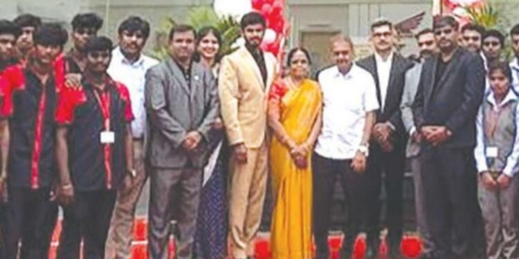 ஈரோட்டில் ஹோண்டா நிறுவனத்தின் பிரம்மாண்ட புதிய 4எஸ் விற்பனை மையம்: ‘சேயோன் ஹோண்டா’ நிலையத்தை நிறுவனம் திறந்தது