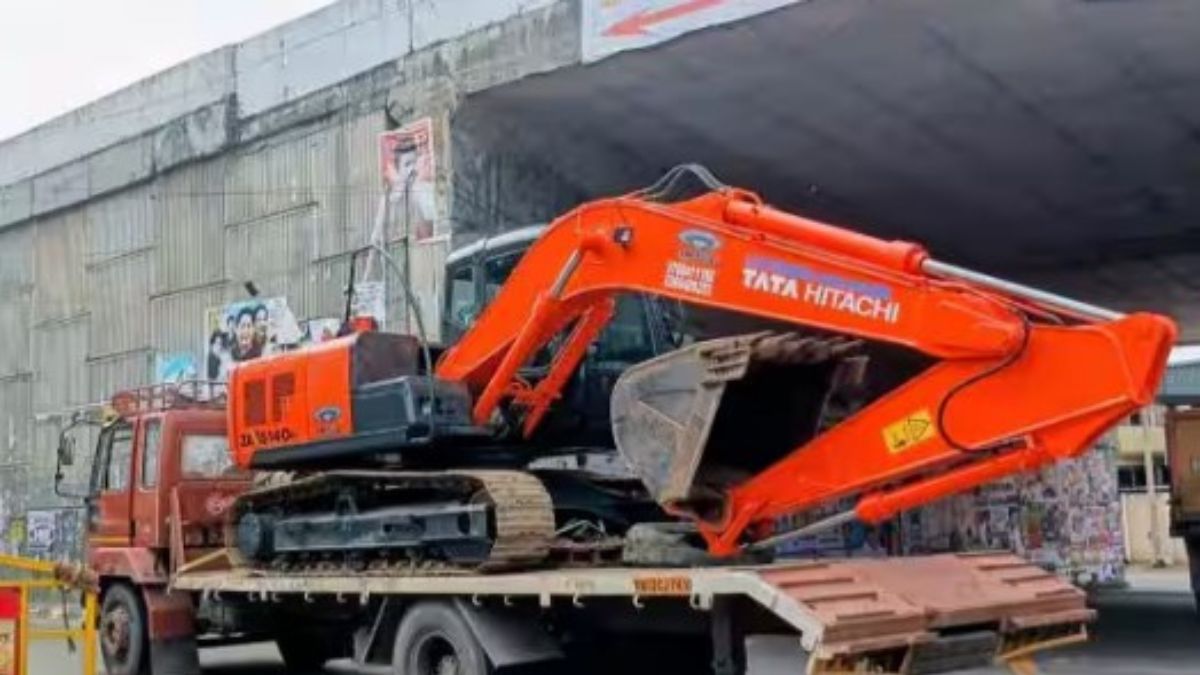 மானாமதுரை சாலையில் ‘ராட்சத’ எமனாக மாறும் டிரைலர்கள் கனரக இயந்திரங்களை ஏற்றிச் செல்வதால் அபாயம்!