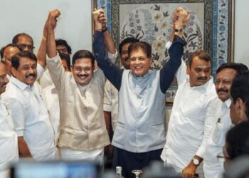 “குக்கர் சின்னம் காவி நிறமாக மாறுகிறதா?”: அதிமுக – பாஜக கூட்டணியில் ஐக்கியமான டிடிவி.தினகரன்