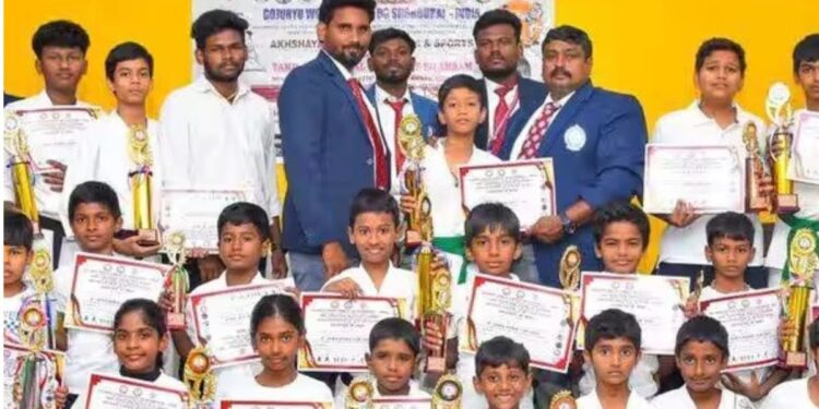 கொடைக்கானல் மாநில அளவிலான தற்காப்பு கலைப் போட்டி சாம்பியன் பட்டம் வென்று மதுரை அணி சாதனை