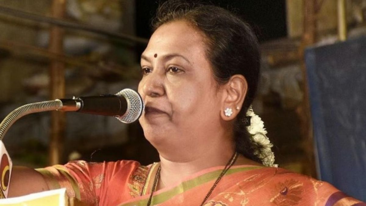 “தேமுதிக யாரையும் கண்டு அஞ்சாது; யாருக்கும் அடிபணியாது”: கூட்டணி மர்மத்தை உடைப்பாரா பிரேமலதா