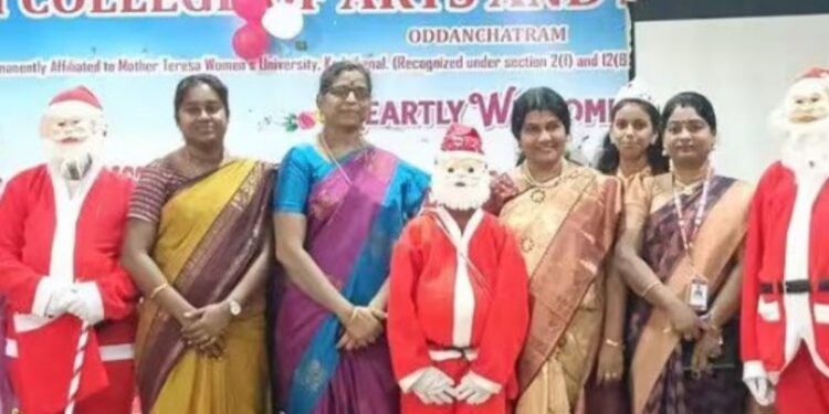 ஒட்டன்சத்திரம் சக்தி மகளிர் கல்லூரியில் கலைநிகழ்ச்சிகளுடன் களைகட்டிய ஆங்கில புத்தாண்டுப் பெருவிழா.